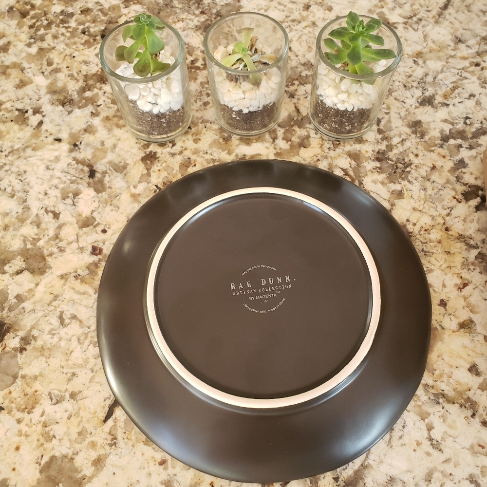 Set of 4 black ceramic Rae Dunn EAT Plates - Picture 4 of 5
